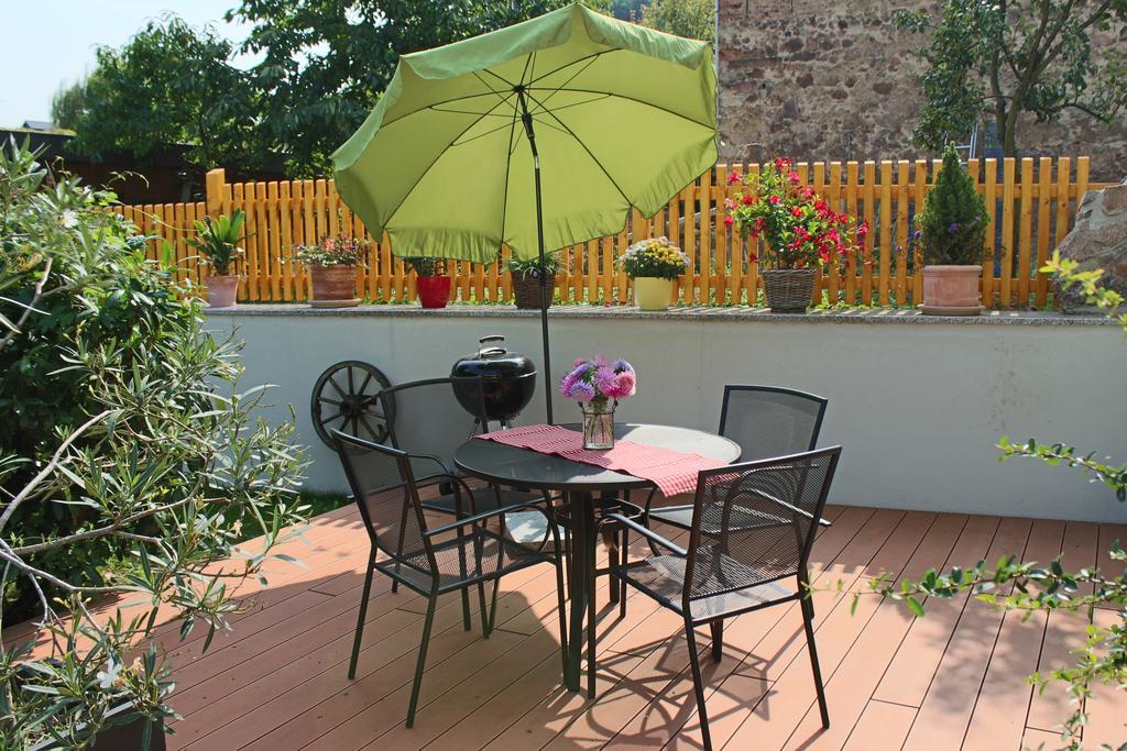 Ferienhof Graefe - 3-Seiten Hof Mit Grossem Garten, Pool & Sauna Meissen Bagian luar foto